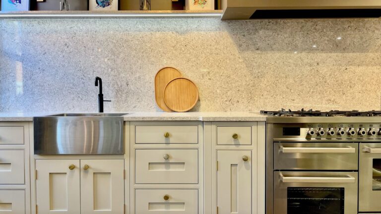 Bumblebee Kitchens. A photo of a completed Bumblebee designed kitchen.